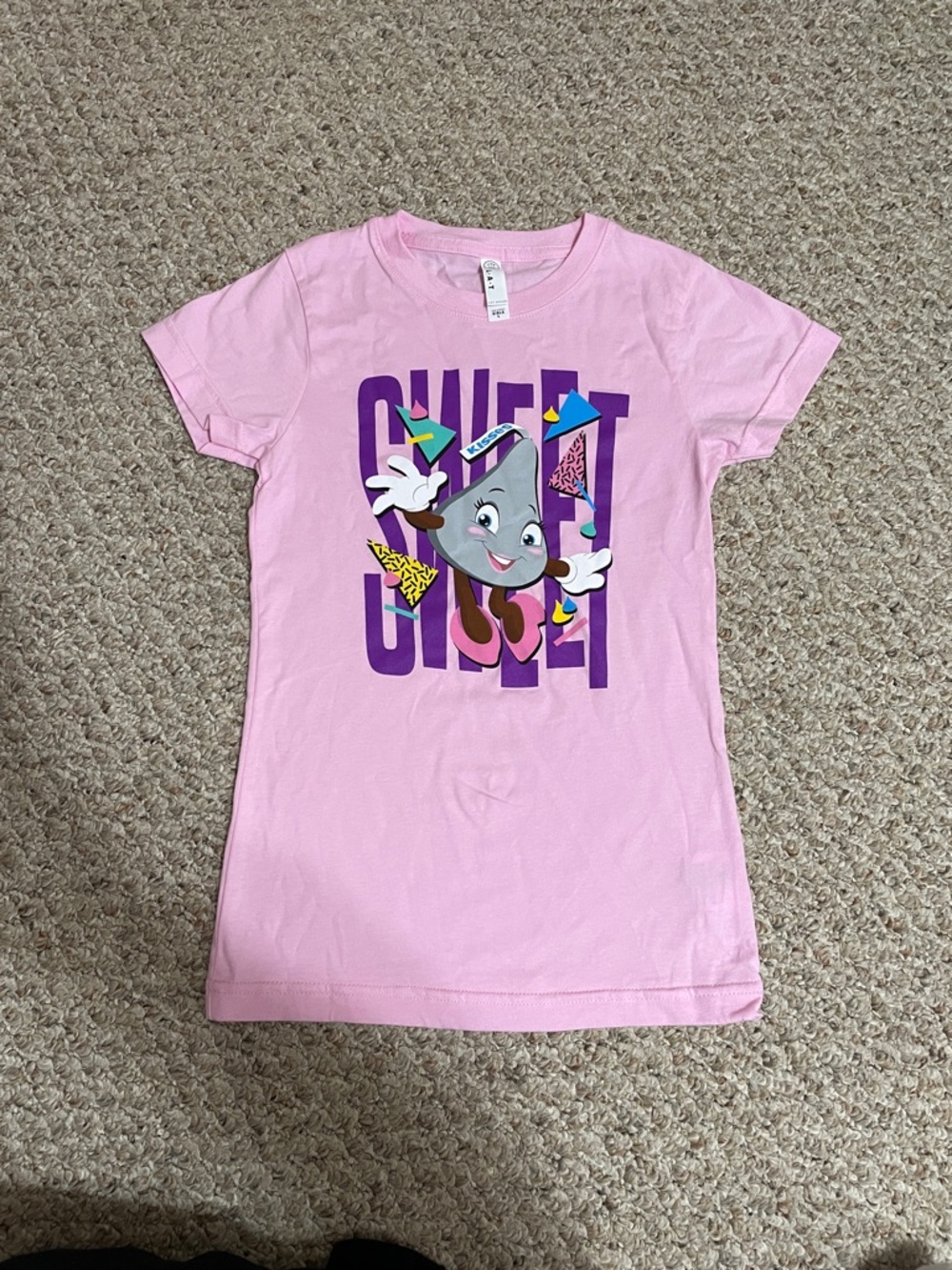 Hershey Pink Girls' Graphic Tee with KISS Character